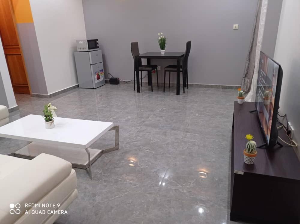 Hotel Appart B4U Yaoundé Exterior photo