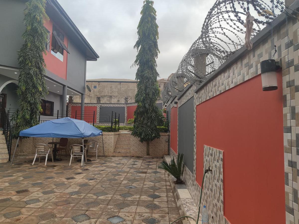 Hotel Appart B4U Yaoundé Exterior photo